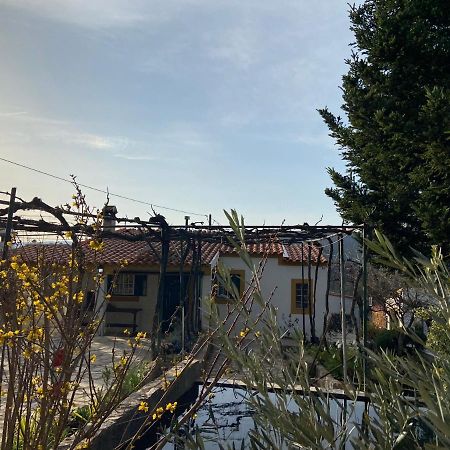Casas de campo em cerejal Fundão Exterior foto