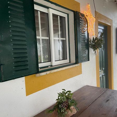 Casas de campo em cerejal Fundão Exterior foto